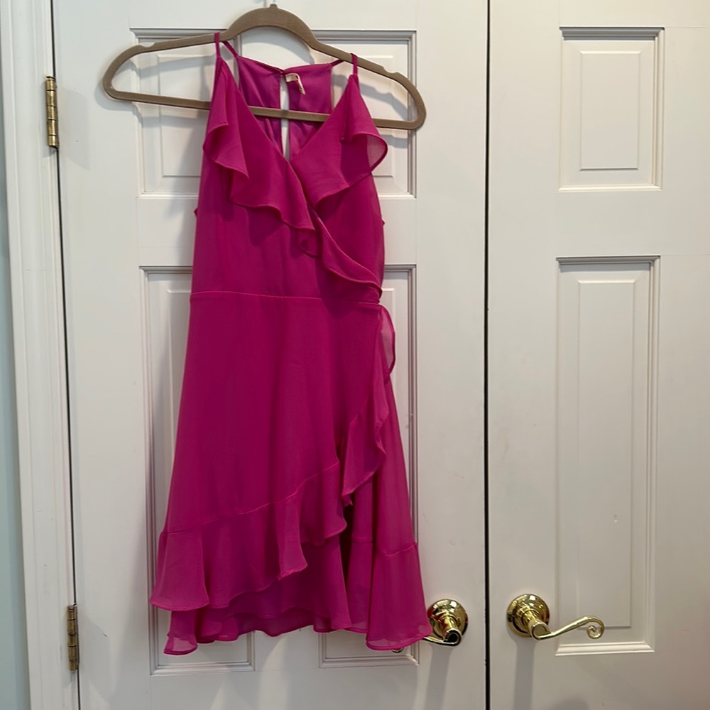 pink ruffle mini dress! size XS